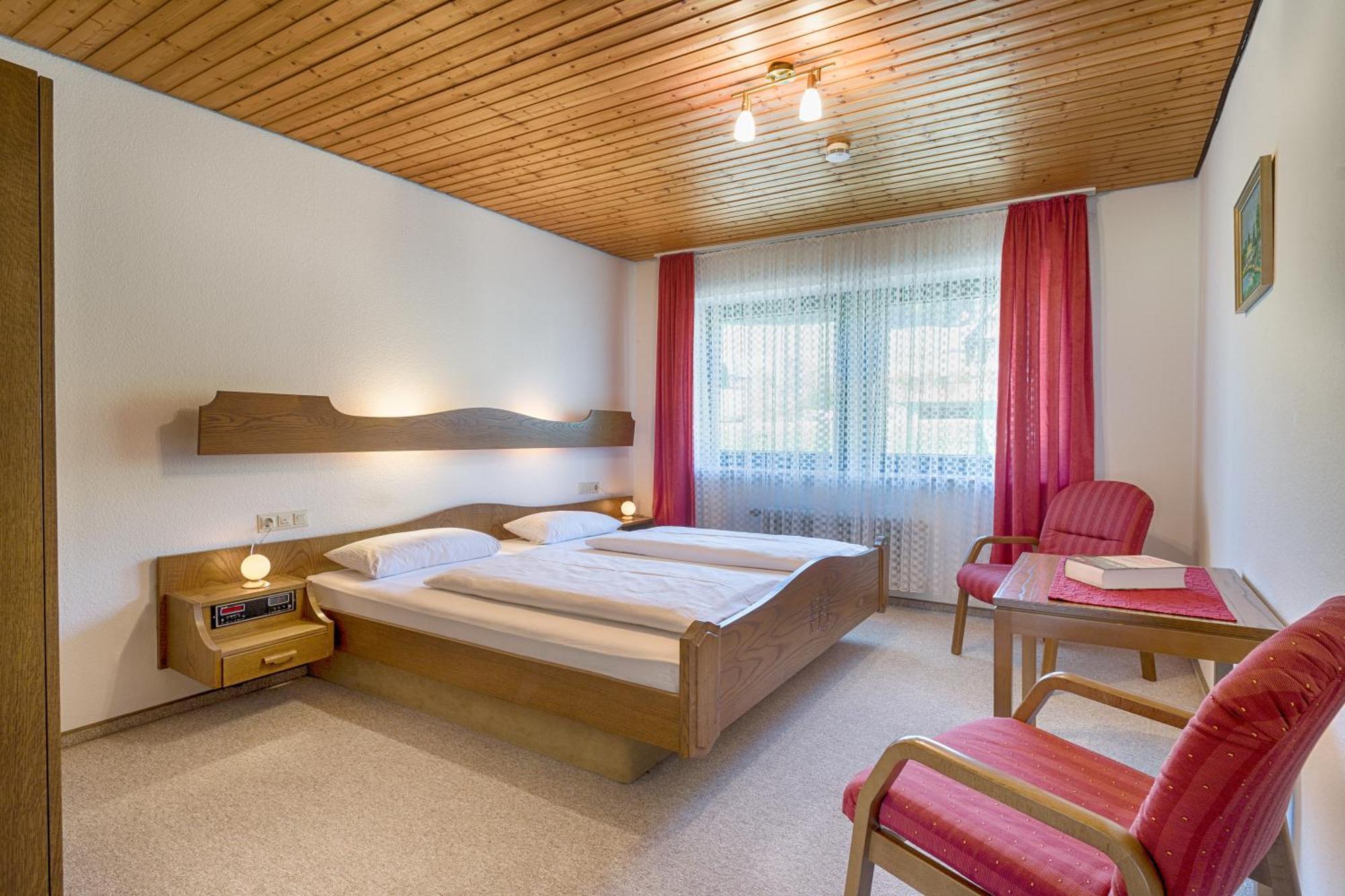 Drei Tannen - Wohnung 04 - Apartmenthaus, Titisee, Nahe Badeparadies Titisee-Neustadt Exterior foto